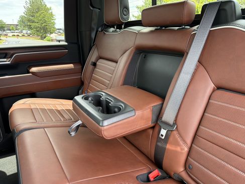 Used 2026 GMC Sierra 2500 Denali Ultimate AWD/4WD image 11