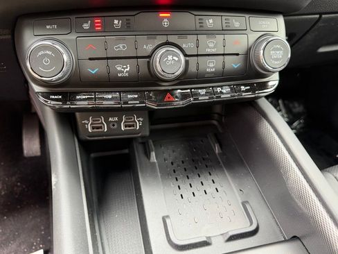 New 2026 Dodge Durango GT w/ Tow 'N Go Package image 13