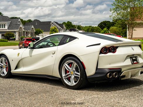 Used 2019 Ferrari 812 Superfast image 6