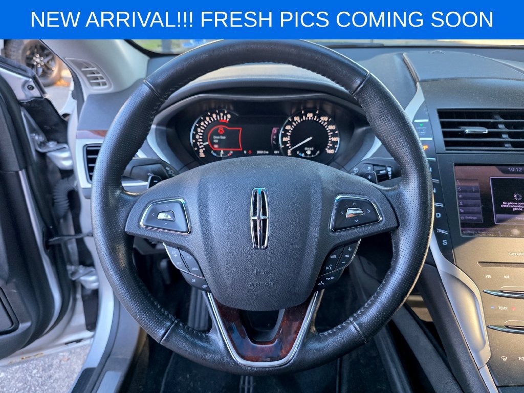 Used 2013 Lincoln MKZ FWD image 11