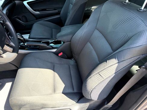 Used 2016 Honda Accord LX-S image 10