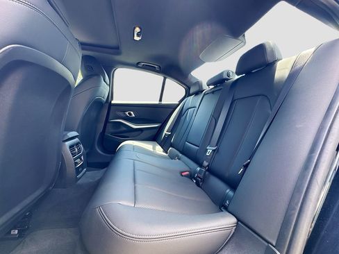 Used 2024 BMW 330i Sedan image 27