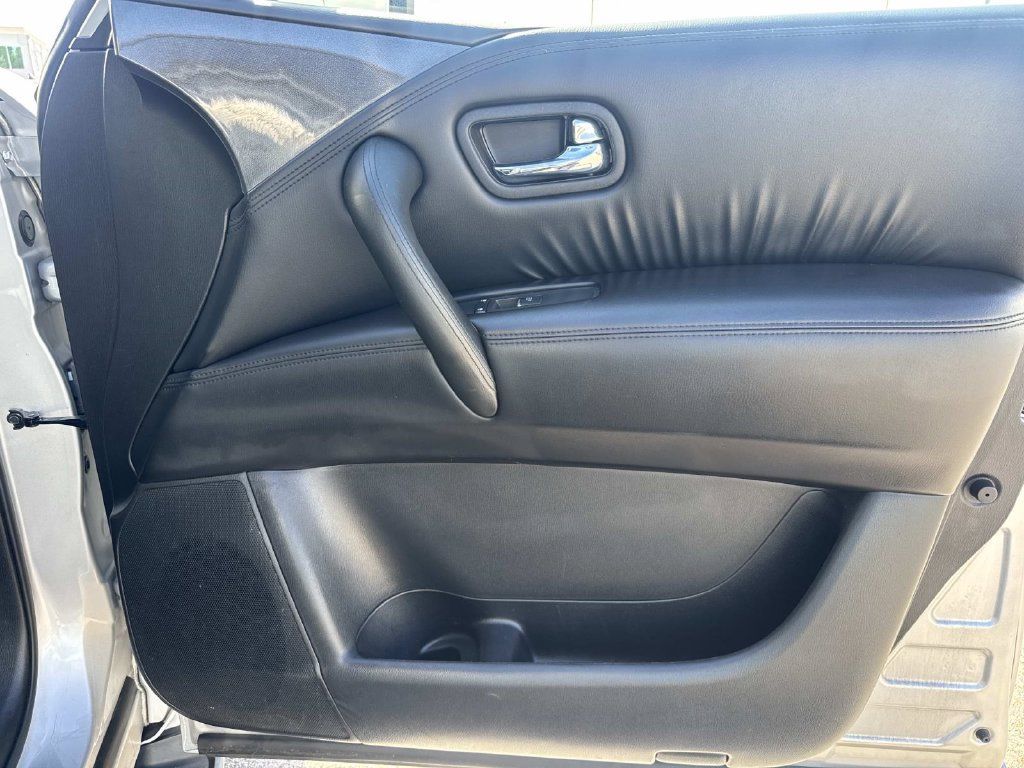 Used 2021 Nissan Armada SV RWD image 14