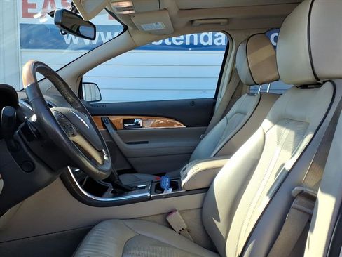 Used 2013 Lincoln MKX AWD image 7