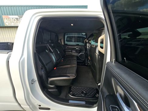 Used 2019 RAM 1500 Laramie image 10
