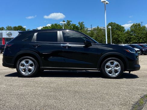 Used 2023 Honda HR-V LX image 4