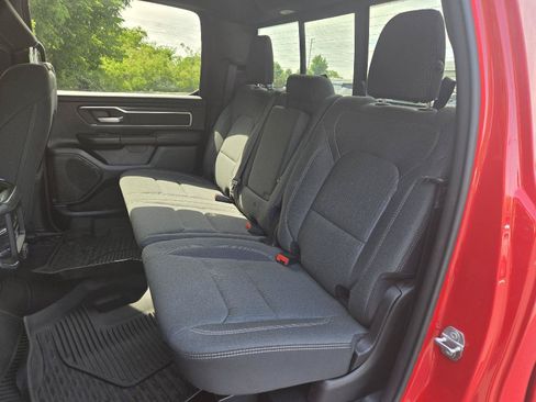 Used 2021 RAM 1500 Big Horn AWD/4WD image 24