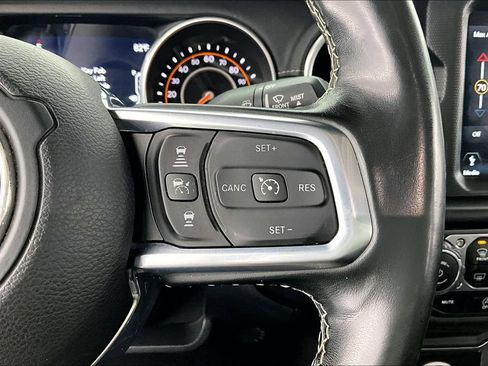 Used 2020 Jeep Gladiator Overland AWD/4WD image 20