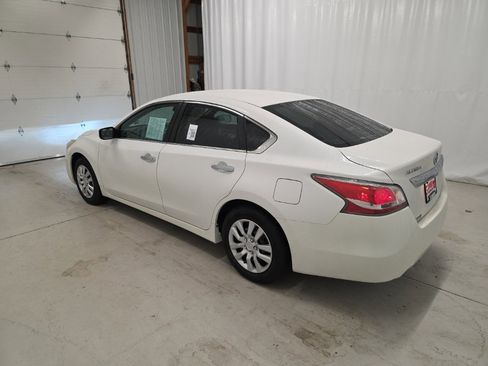 Used 2015 Nissan Altima 2.5 S w/ Power Driver Seat Package image 3
