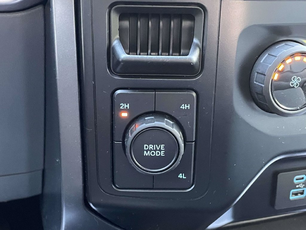 Used 2023 Ford F150 XLT AWD/4WD image 30