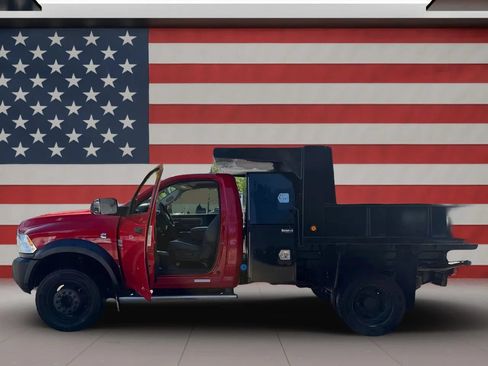 Used 2014 RAM 5500 Tradesman w/ Power & Remote Entry Group AWD/4WD image 4