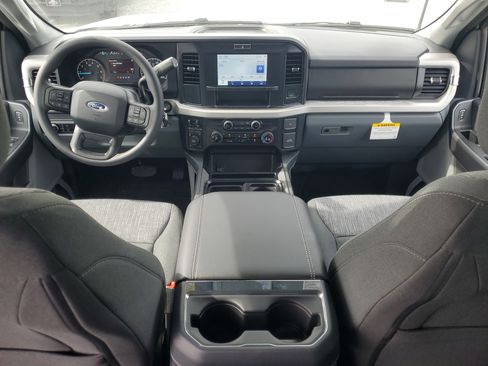 New 2026 Ford F250 XLT w/ FX4 Off-Road Package image 12