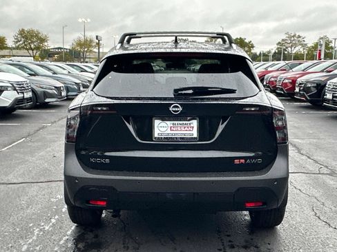 New 2026 Nissan Kicks SR w/ SR Premium Package AWD/4WD image 5
