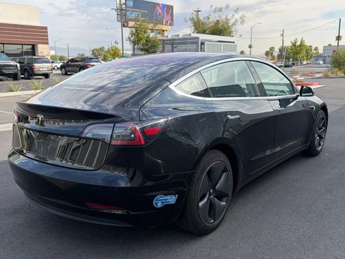 Used 2018 Tesla Model 3 Long Range RWD image 5