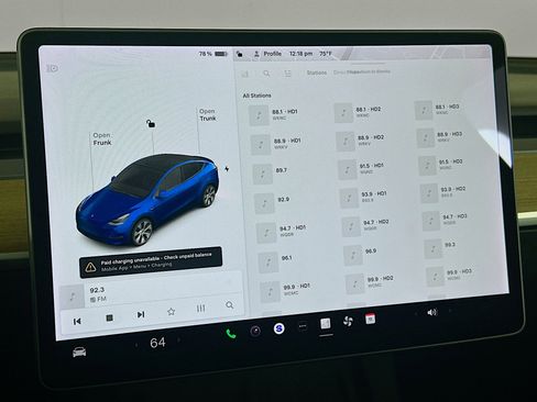 Used 2022 Tesla Model Y Long Range AWD/4WD image 19