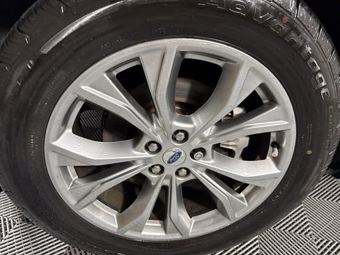 Used 2021 Ford Explorer Limited w/ Equipment Group 301A image 15