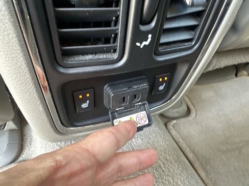 Used 2011 Dodge Durango Crew w/ Trailer Tow Group IV image 32