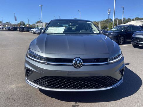 New 2026 Volkswagen Jetta SEL image 2