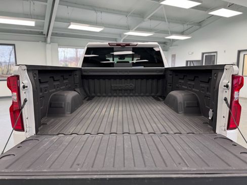 Used 2024 Chevrolet Silverado 1500 High Country w/ High Country Premium Package image 42