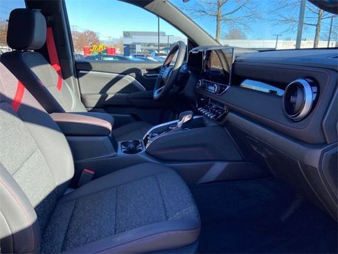 Used 2023 Chevrolet Colorado Z71 w/ Z71 Convenience Package 2 image 28