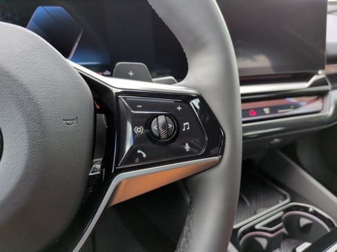 Used 2026 BMW 530i RWD image 22