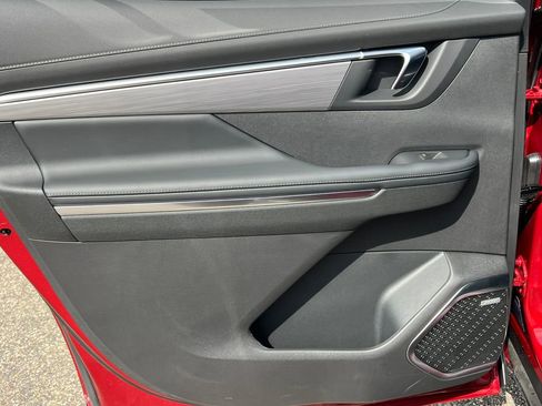 New 2026 Buick Enclave Preferred w/ Power Package image 39