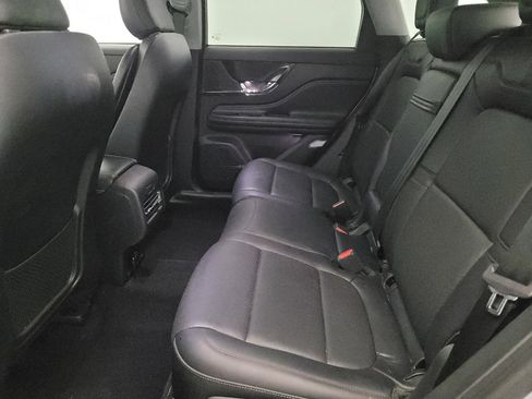 Used 2022 Lincoln Corsair AWD w/ Premium Package image 18