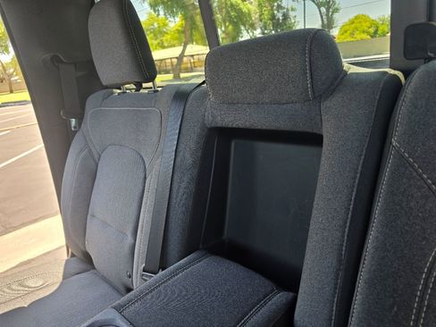 Used 2019 RAM 1500 Big Horn image 34