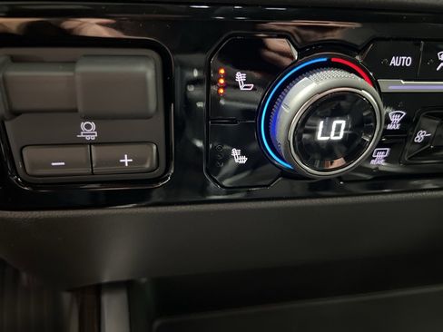 New 2026 Chevrolet Silverado 1500 LT Trail Boss w/ Dark Appearance Package image 30