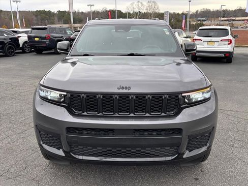 Used 2024 Jeep Grand Cherokee L Laredo image 20