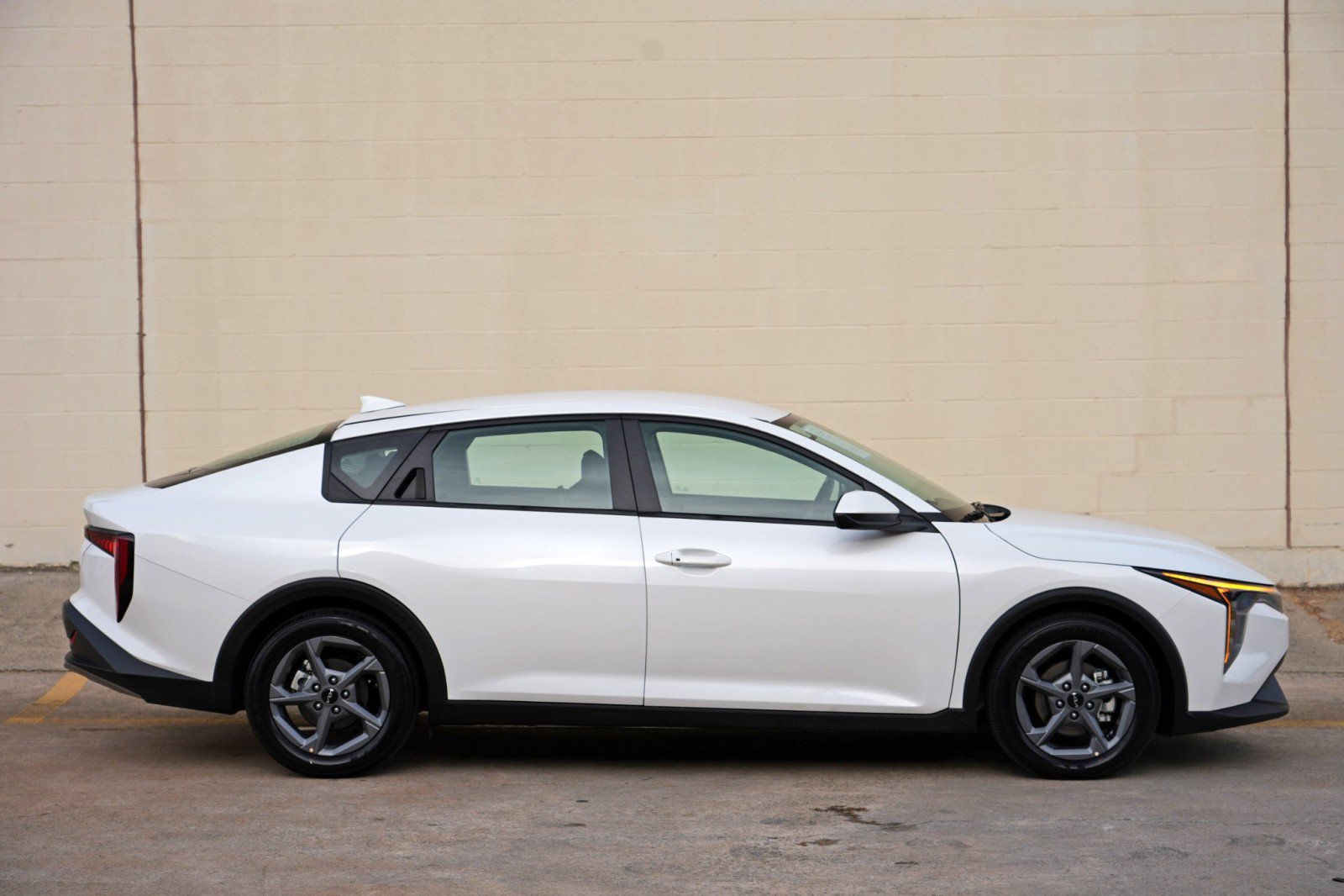 Used 2025 Kia K4 FWD image 45
