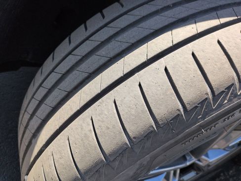 Used 2023 BMW i4 eDrive35 w/ Premium Package image 12