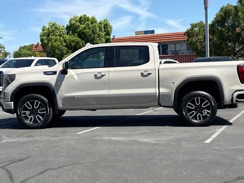 New 2026 GMC Sierra 1500 AT4 w/ Technology Package AWD/4WD image 8