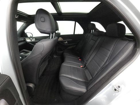 Used 2024 Mercedes-Benz GLE 450 4MATIC w/ AMG Line Exterior image 28