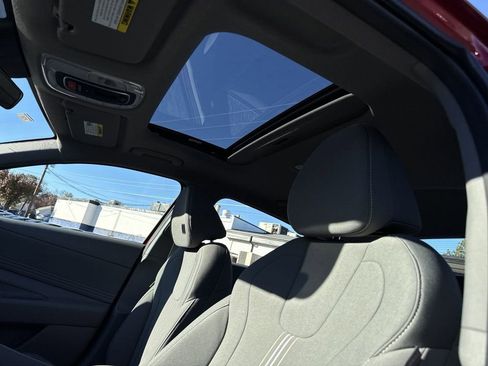 New 2025 Hyundai Elantra SEL FWD image 24