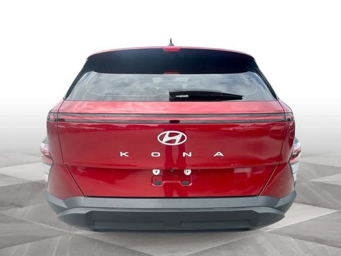 Used 2024 Hyundai Kona SE FWD image 7