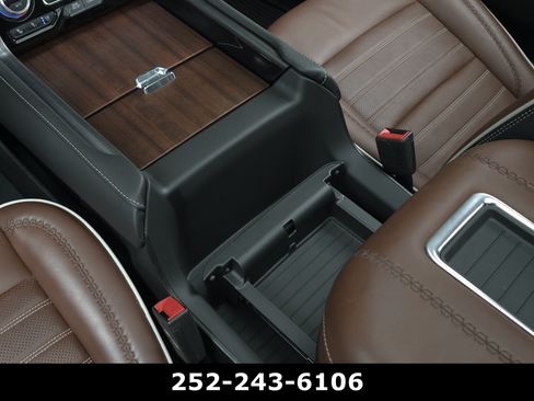 Used 2023 GMC Yukon Denali Ultimate AWD/4WD image 17