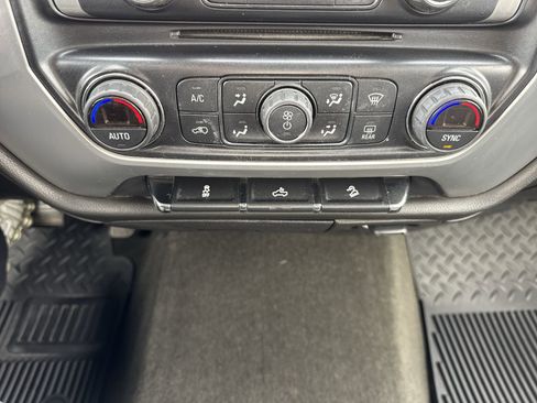 Used 2017 GMC Sierra 1500 SLE w/ SLE Value Package image 16