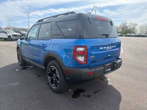 Certified 2025 Ford Bronco Sport Outer Banks w/ Outer Banks Tech Package+ AWD/4WD image 13