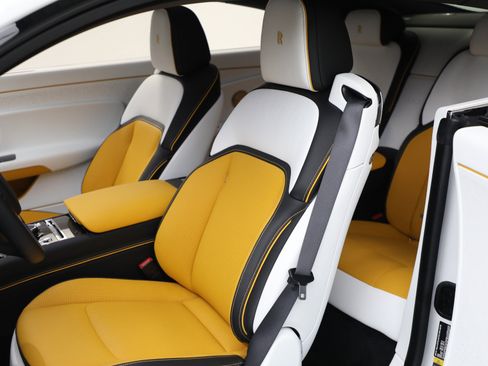 Certified 2025 Rolls-Royce Spectre Black Badge image 15