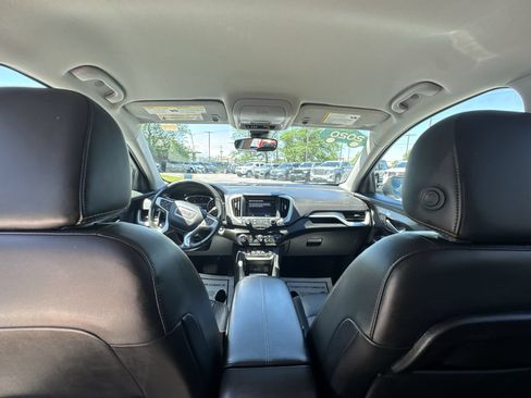 Certified 2020 GMC Terrain SLT w/ Preferred Package AWD/4WD image 20