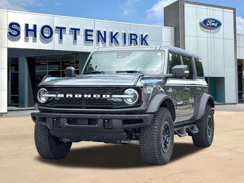 Used 2024 Ford Bronco Wildtrak AWD/4WD image 3