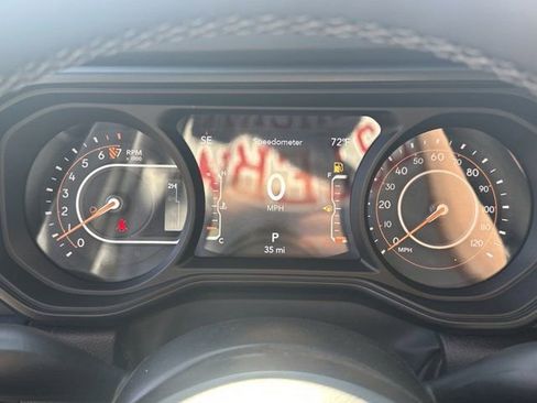 New 2025 Jeep Gladiator Sport w/ Premium Package image 23