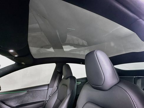 Used 2026 Tesla Model Y AWD image 23