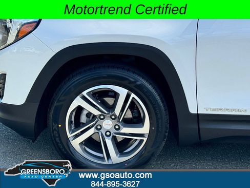 Used 2021 GMC Terrain SLT w/ LPO, Bright Accent Package AWD/4WD image 32