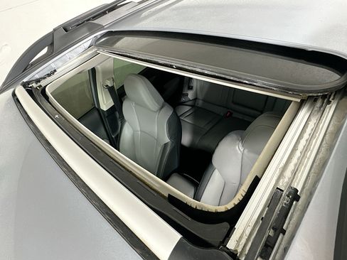 Used 2023 Subaru Outback Limited image 22