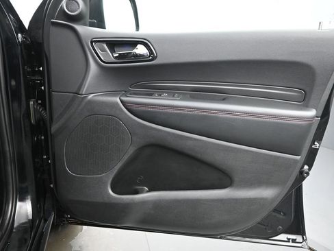 Used 2025 Dodge Durango GT image 22