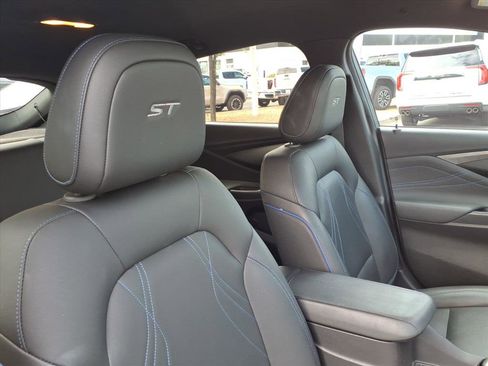 Used 2024 Buick Envista Sport Touring w/ Convenience I Package image 12