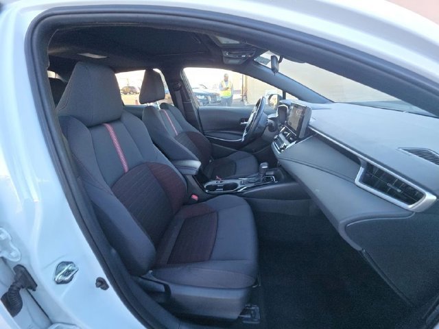 Used 2024 Toyota Corolla SE w/ SE Package FWD image 6