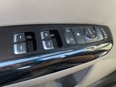 Used 2019 Kia Sportage EX AWD/4WD image 8